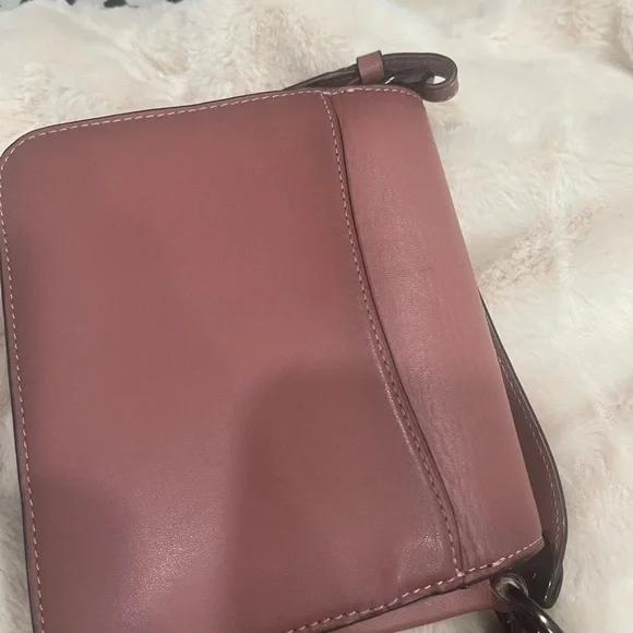 Pink Leather Shoulder Bag - Picture 4 of 5